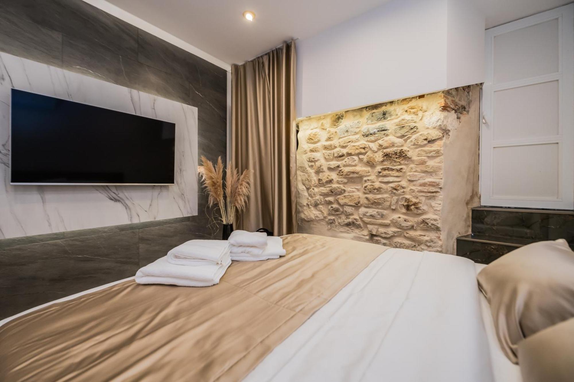 Apartament Emperor's Luxury - Unique Unesco Site Split