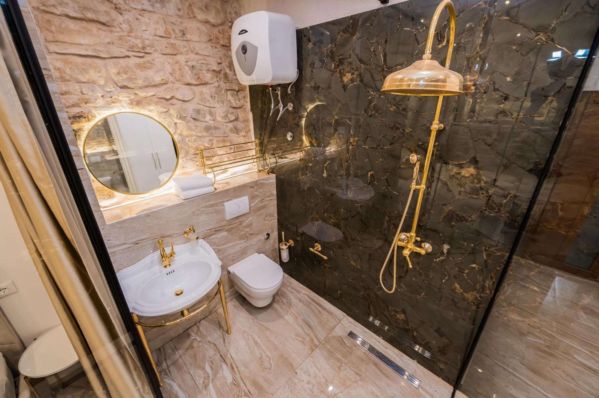 Apartament Emperor's Luxury - Unique Unesco Site